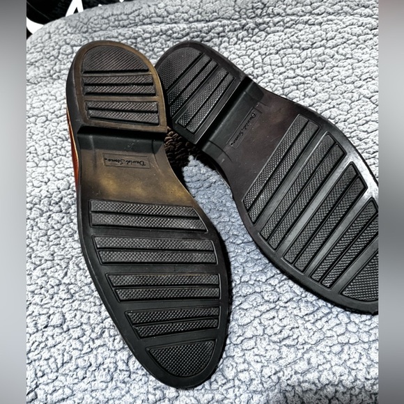 Dress Shoes​​​ - Picture 2 of 6